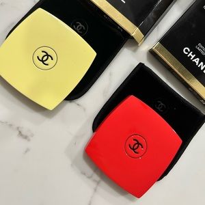 SOLD OUT ONLINE Limited edition Brand New Chanel 2023 collection compact mirror
